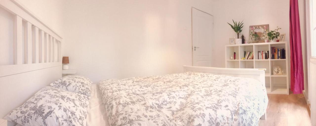 Lola'S Apartament Close To City Center Bukarest Eksteriør billede